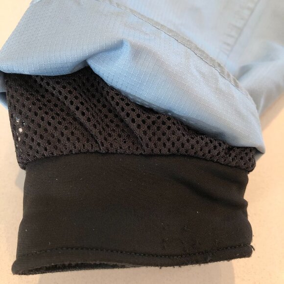 Asics Semi-Fitted Activewear Running/Hiking/Biking Zip Jacket Baby Blue Sz M - Picture 6 of 14